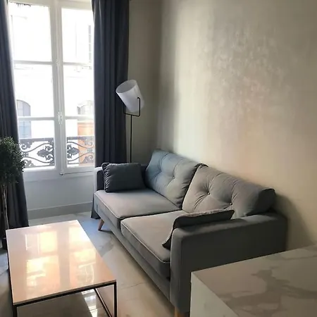 Studio Place Des Vosges * Parigi